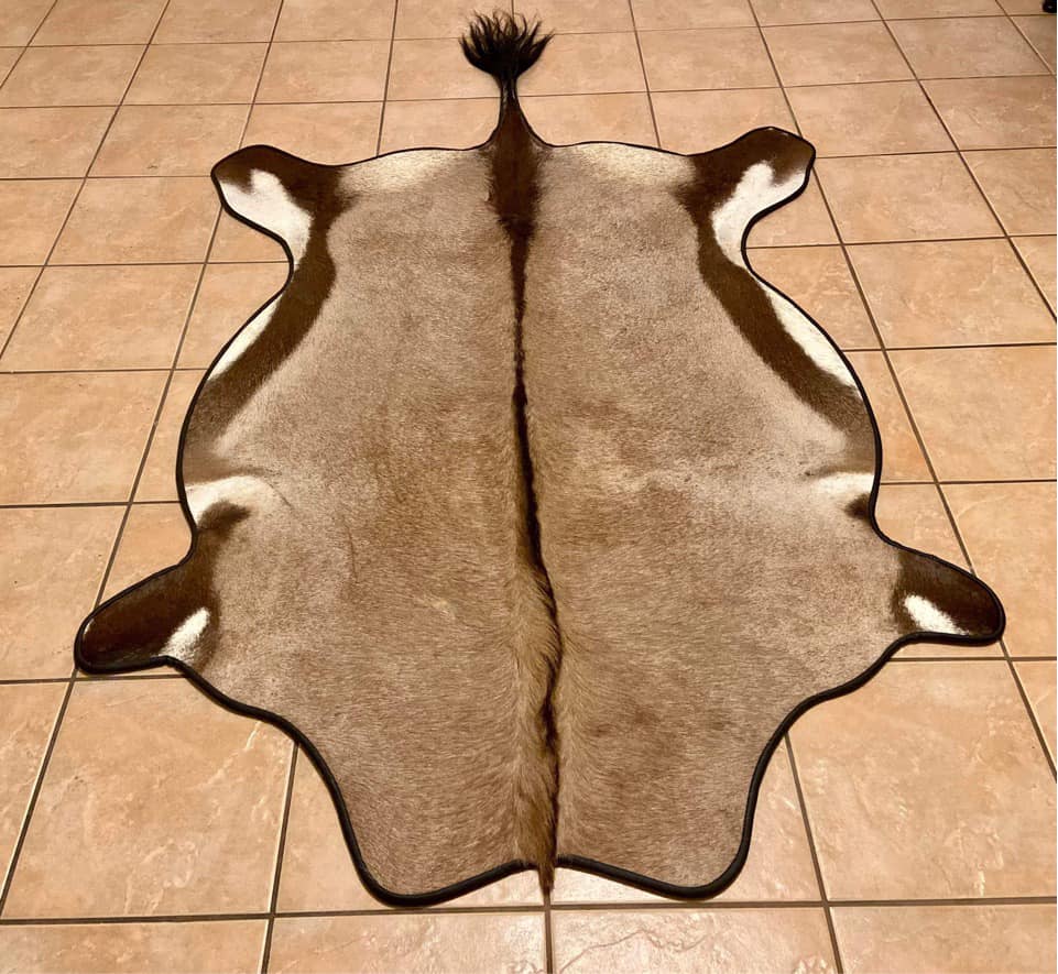 GEMSBOK RUG